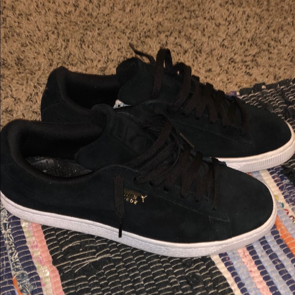 Men’s ‘Puma Suede’ size 10